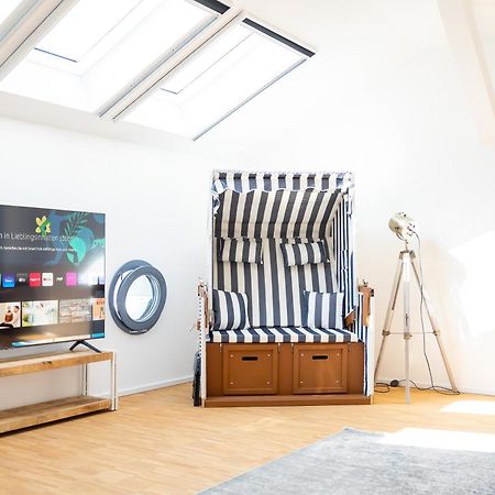 Ko-Living - Captain'S Suite - Altstadt - Mit Kueche, Smart Tv & Balkon - 6P Halle  Ngoại thất bức ảnh