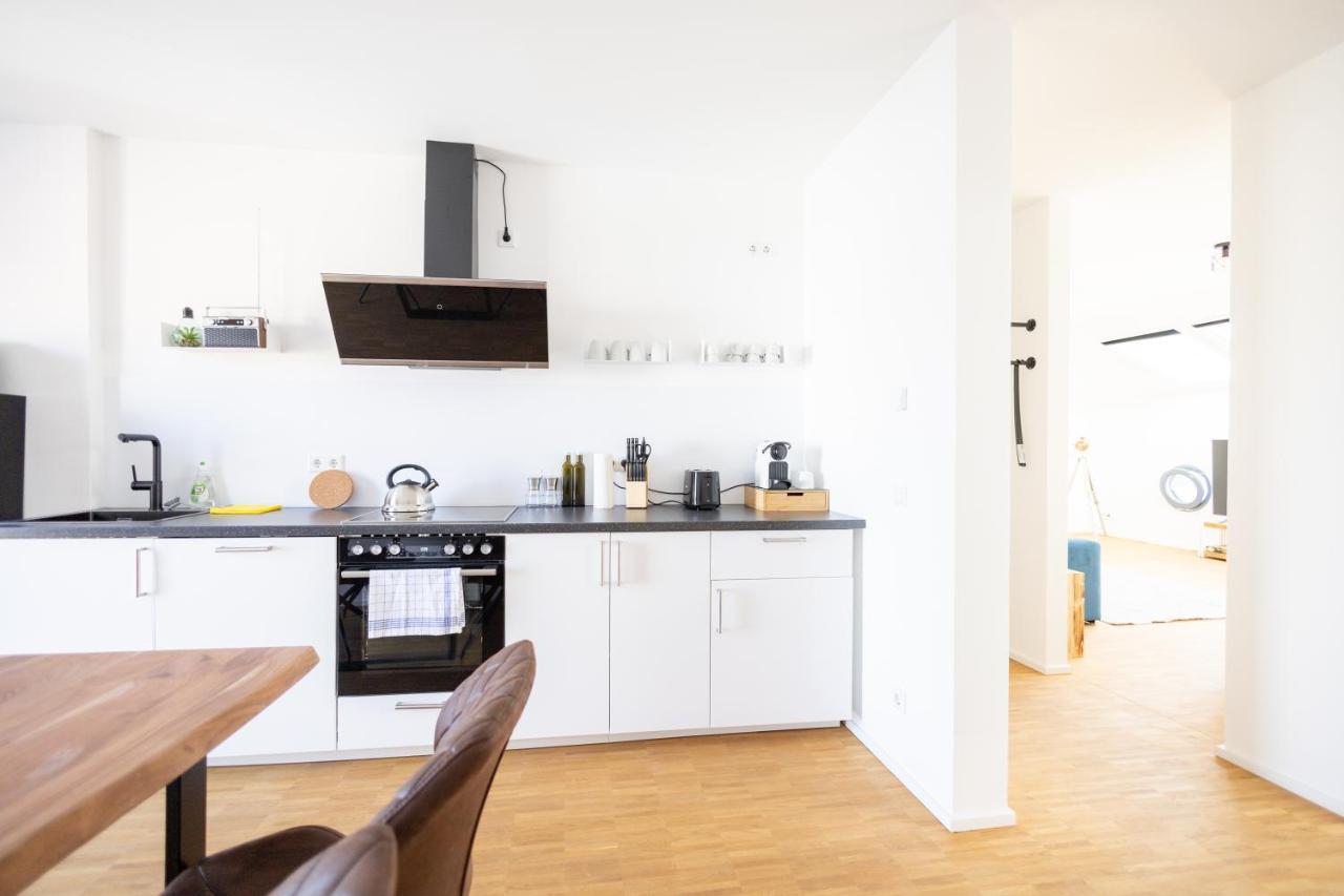 Ko-Living - Captain'S Suite - Altstadt - Mit Kueche, Smart Tv & Balkon - 6P Halle  Ngoại thất bức ảnh